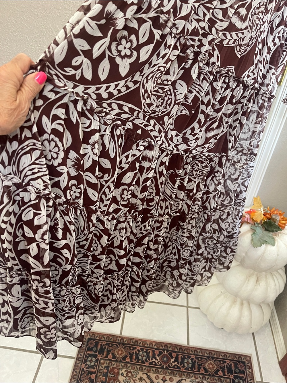 MSK Brown & White Floral Paisley Maxi Dress with Tie Neck &Elastic waist band. - Picture 4 of 12
